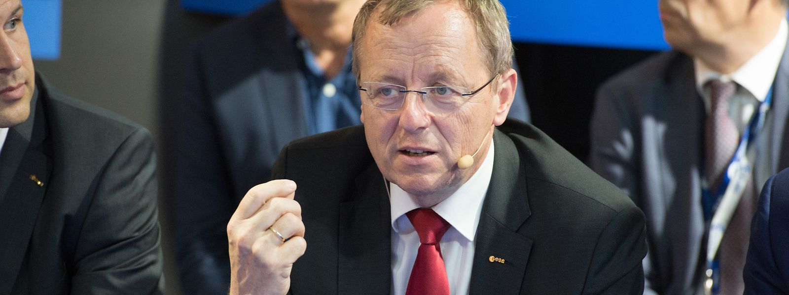 ESA-Chef Jan Wörner ist überzeugt vom hohen gesellschaftlichen Nutzen der Raumfahrt – auch in der aktuellen Krise.