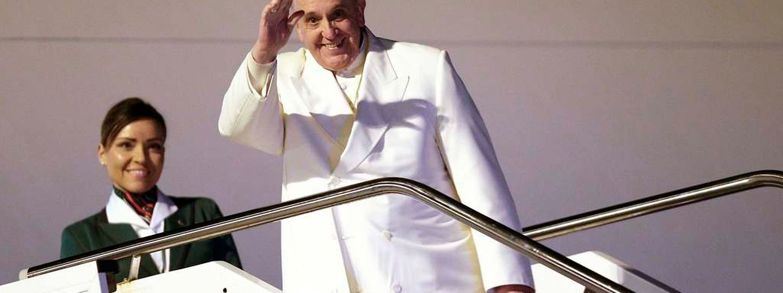 Papst Franziskus stieg am Montagabend in Rom in den Flieger.