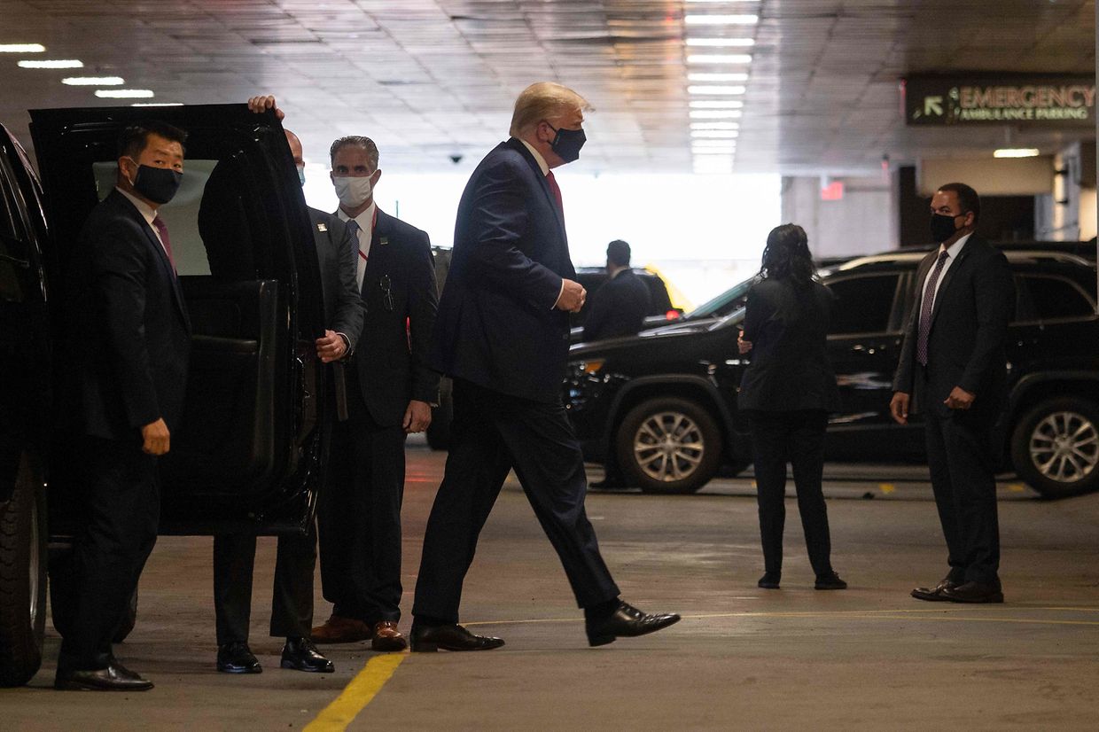 Präsident Trump reiste am Freitag nach New York, um seinen jüngeren Bruder zu besuchen.