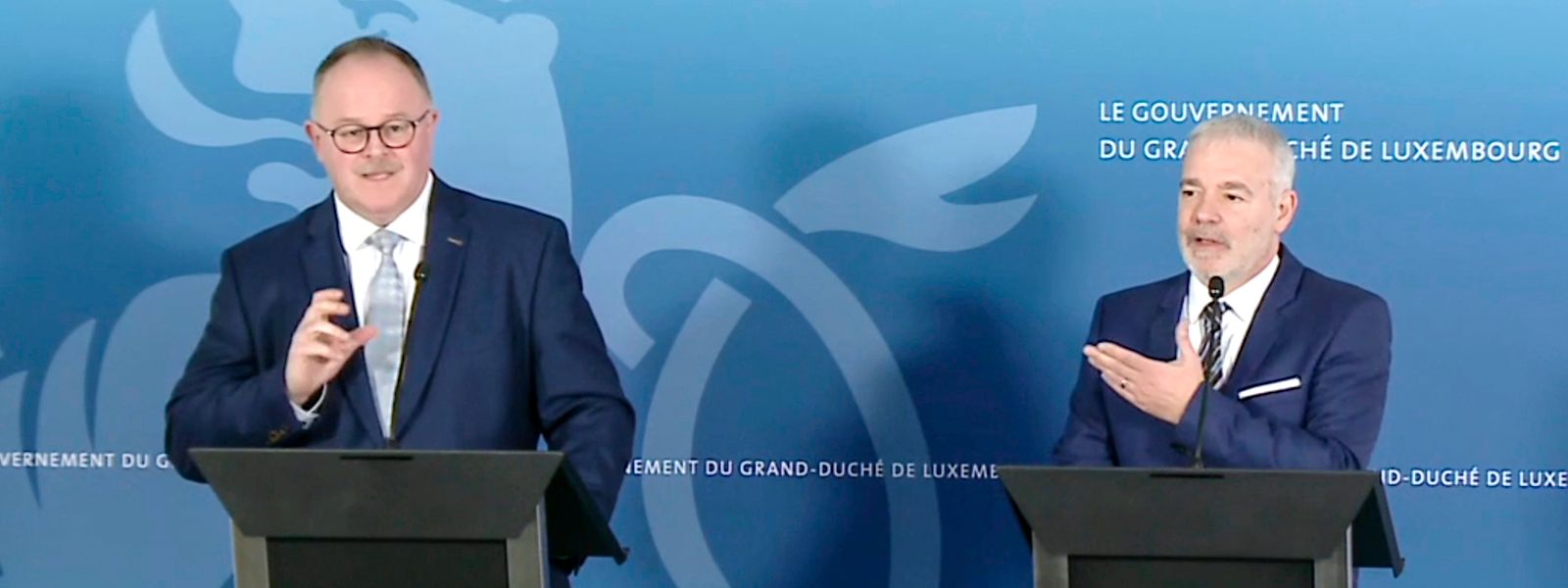 Die beiden für soziale Angelegenheiten zuständigen Minister Dan Kersch und Romain Schneider.