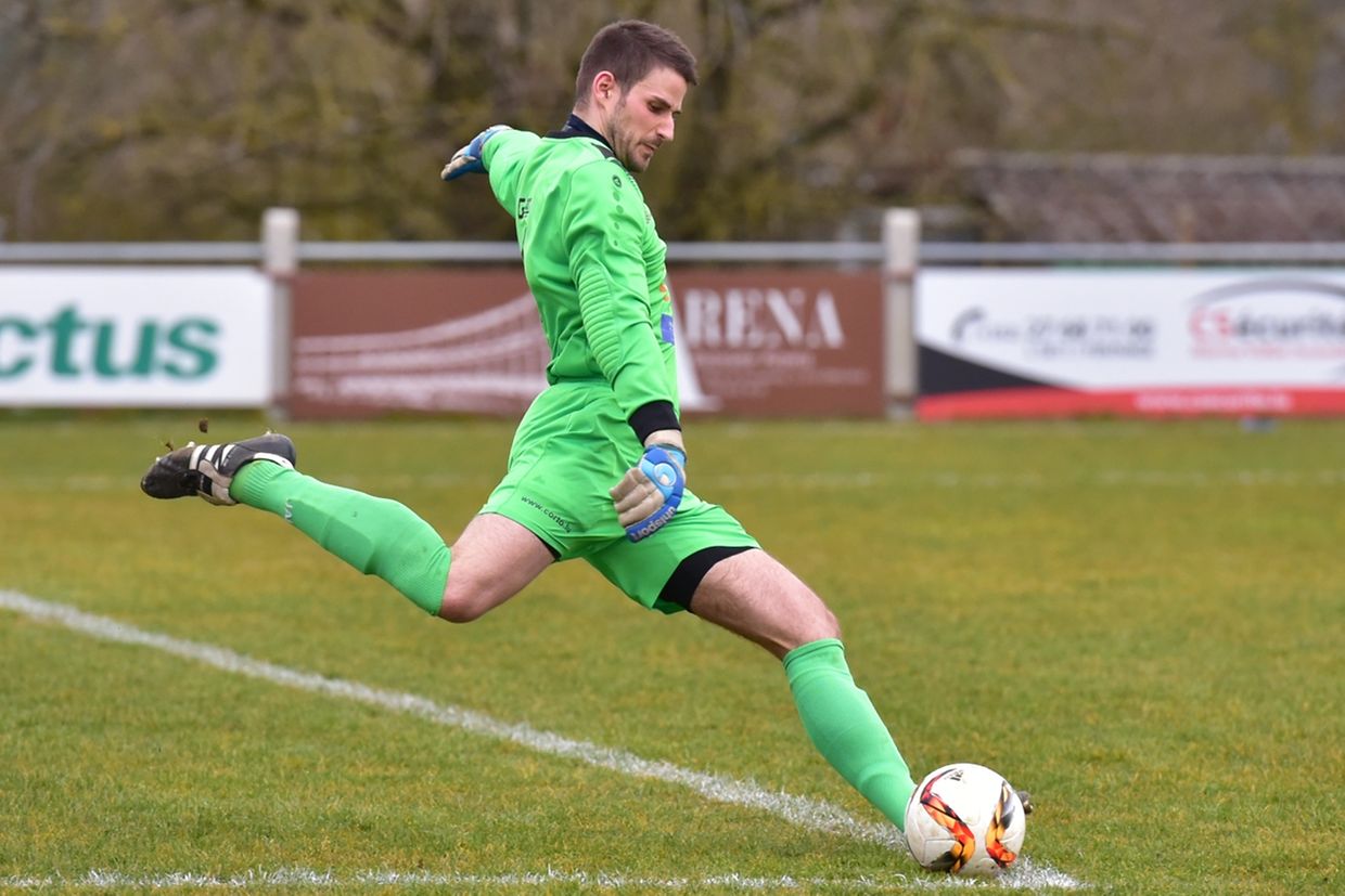 Red Boys Aspelt - AS Luxembourg-Porto 0-1: Sam Meyer.