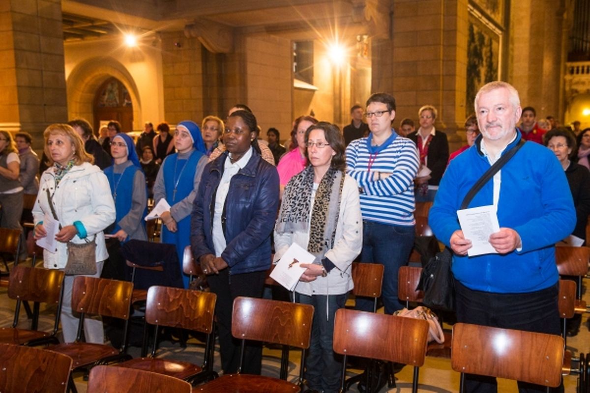 Eucharistische Anbetung mit dem Sänger Grégory Turpin 
