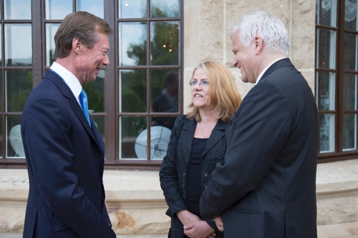 Garden Party der großherzoglichen Familie auf Schloss Berg.