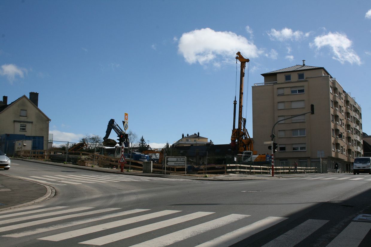 Angle de la route d'Esch et de la rue de Gasperich, le 2 mars 2015