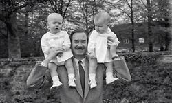 Das Buch gibt Einblick in das Familienleben von Jean.