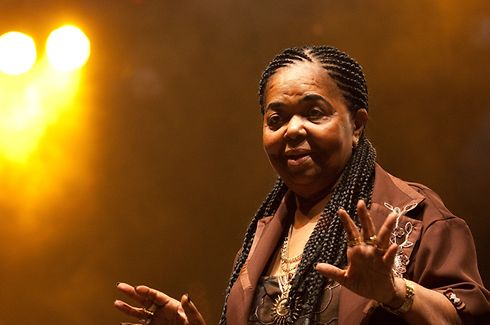 Mais do que um estilo musical, Cesária Évora ajudou a fazer da morna um símbolo nacional.