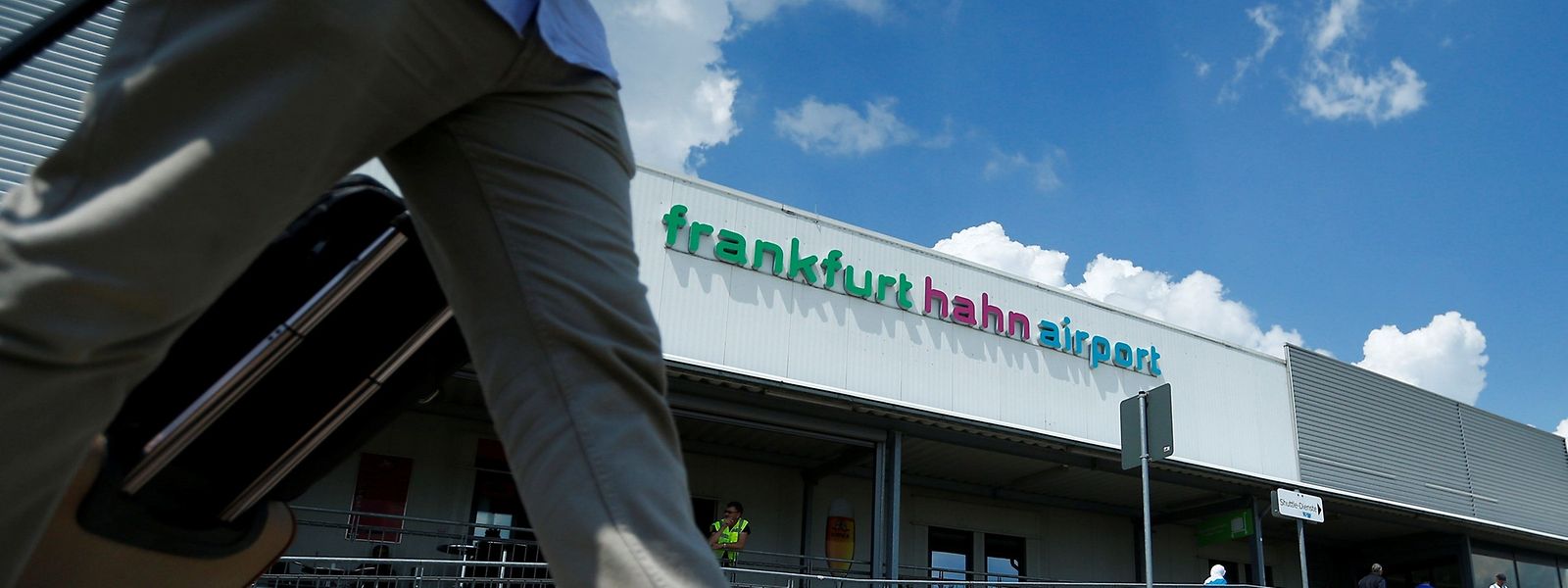 Flughafen Hahn Hessen Halt An Verkauf Fest