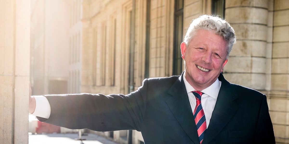 "L'incitation étatique, je n'y crois pas. Je suis un conservateur. Je crois à l'incitation qui vient de vous-même". 