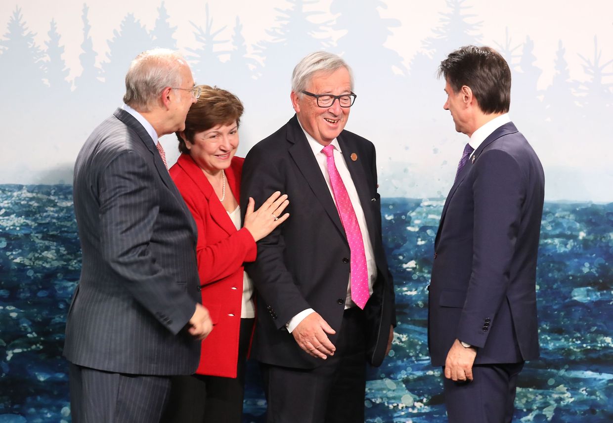 Os líderes do G7 assinaram um texto no qual defendem um comércio internacional com “regras” e se comprometem a tentar “reduzir as barreiras alfandegárias”