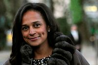 (FILES) In this file photo taken on March 5, 2015 Angolan businesswoman Isabel dos Santos arrives to the opening of an art exhibition in Porto, northern Portugal. - An award-winning investigative team published a trove of files on January 19, 2020 allegedly showing how Africa's richest woman syphoned hundreds of millions of dollars of public money into offshore accounts. Its latest series called "Luanda Leaks" zeros in on Isabel dos Santos, the daughter of former Angola president Jose Eduardo dos Santos. (Photo by FERNANDO VELUDO / PUBLICO / AFP)
