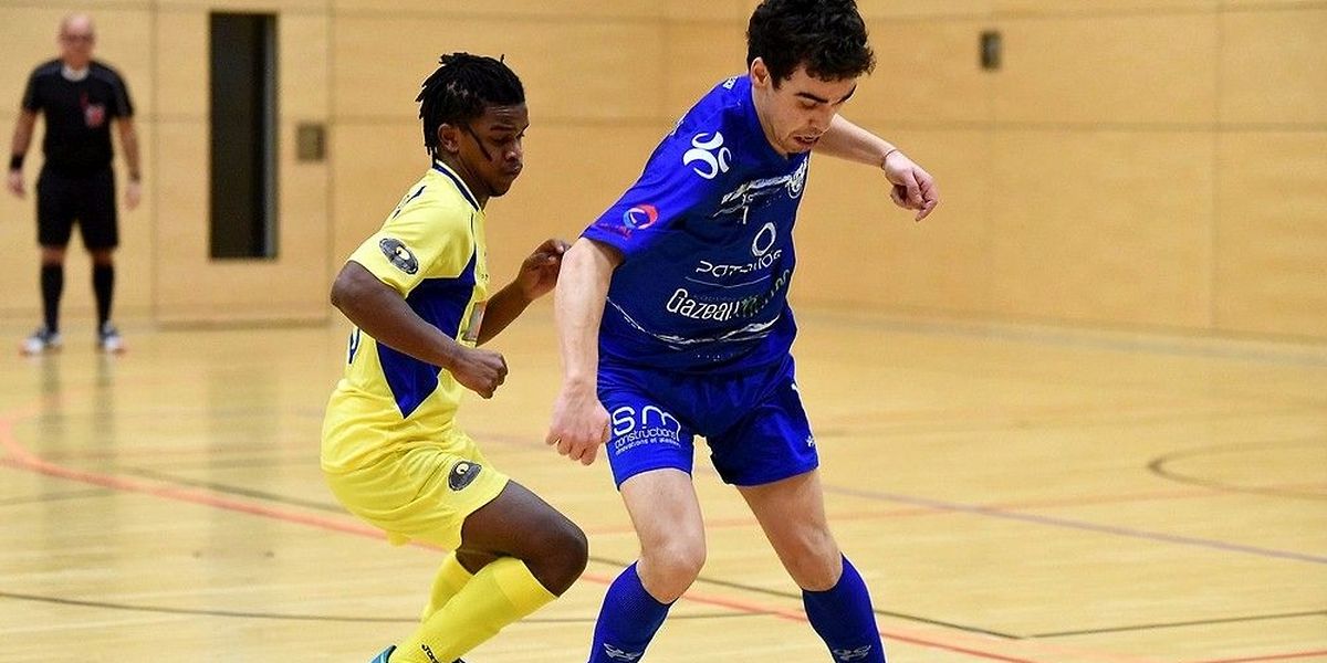 L'Eschois Marcio Vieira pressé par Jedilson de Oliveira Varela. Bettendorf a frappé fort.