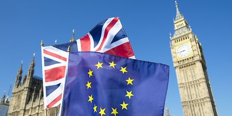 City of London hopes for EU thaw after Northern Ireland deal - Vimarsana News