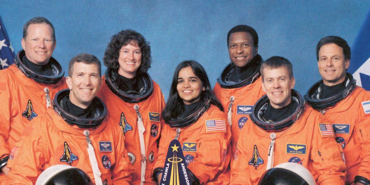 Das offizielle Teamfoto der „Columbia“-STS-107-Mission: David Brown, Rick Husband, Laurel Clark, Kalpana Chawla, Michael Anderson, William McCool und Ilan Ramon (v.l.n.r.). 