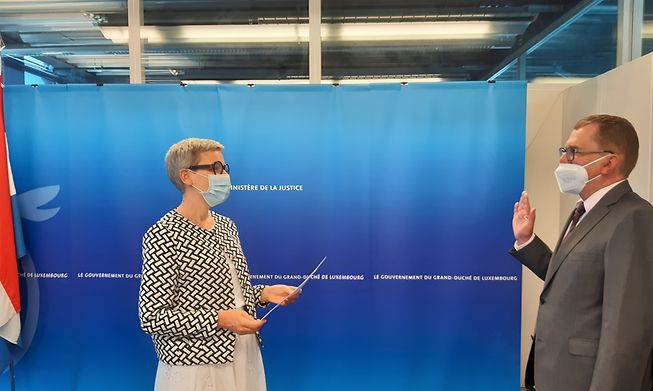 Justice Minister Sam Tanson (left) and Roger Linden