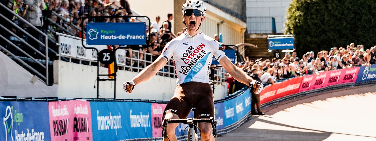 Niels Michotte gewann Paris-Roubaix der Junioren.