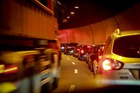 10.10.2018 Luxembourg, ville, Verkehr, Tunnel, Stau, Krankenwagen, pollution, trafic, traffic, ambulance, Hilfe beim Unfall  photo Anouk Antony