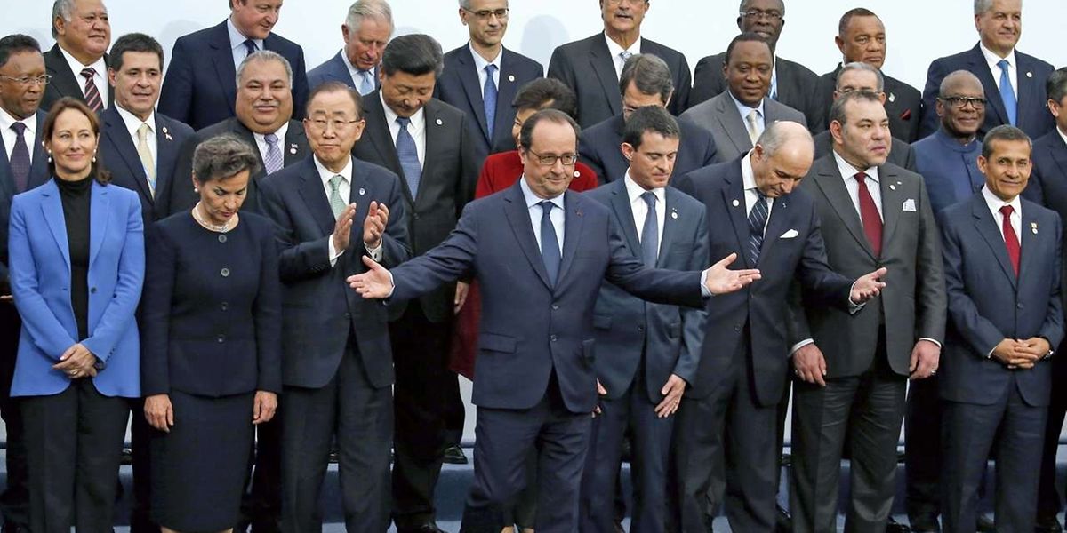 Francois Hollande demande qu'un accord «différencié, universel et contraignant» soit trouvé avant le 12 décembre à Paris.