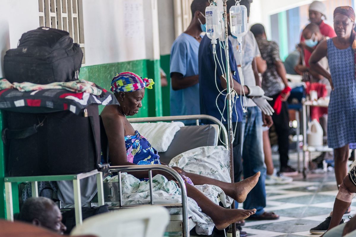 Die Krankenhäuser in Haiti sind überfüllt.