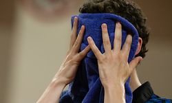 Eric Glod trocknet sich den Schweiss aus dem Gesicht/ JPEE Montenegro - Tischtennis, Finale, Finals / 29.05.2019 /Sports Center Zupa, Tivat /Foto: Ben Majerus