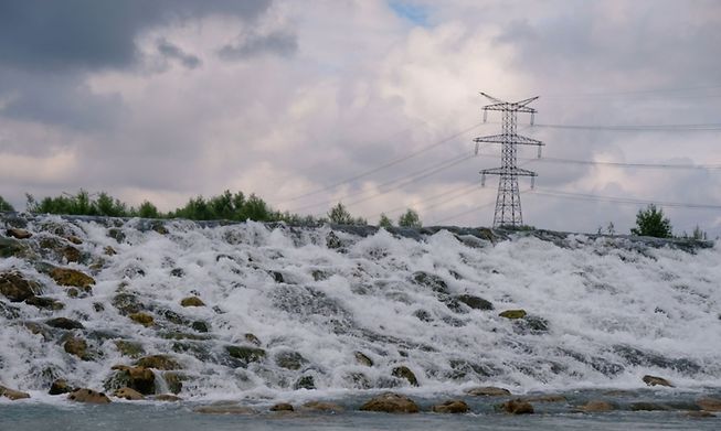 The commission is planning to weaken the link between gas and power
