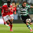Sporting CP Bruno Cesar fights for the ball with Benfica's Nelson Semedo during the Portuguese First League Soccer match at Alvalade XXI Stadium in Lisbon, Portugal 22 of April 2017. MIGUEL A. LOPES/LUSA