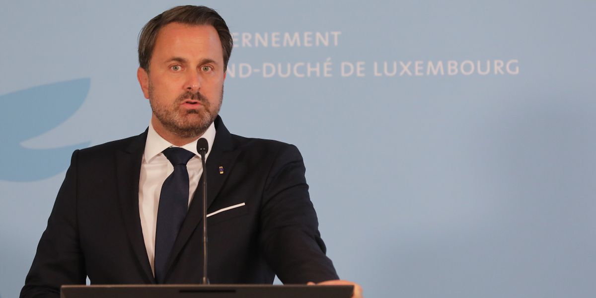 O primeiro-ministro, Xavier Bettel, durante a conferência de imprensa desta sexta-feira, depois do primeiro Conselho de Ministros após as férias de verão.