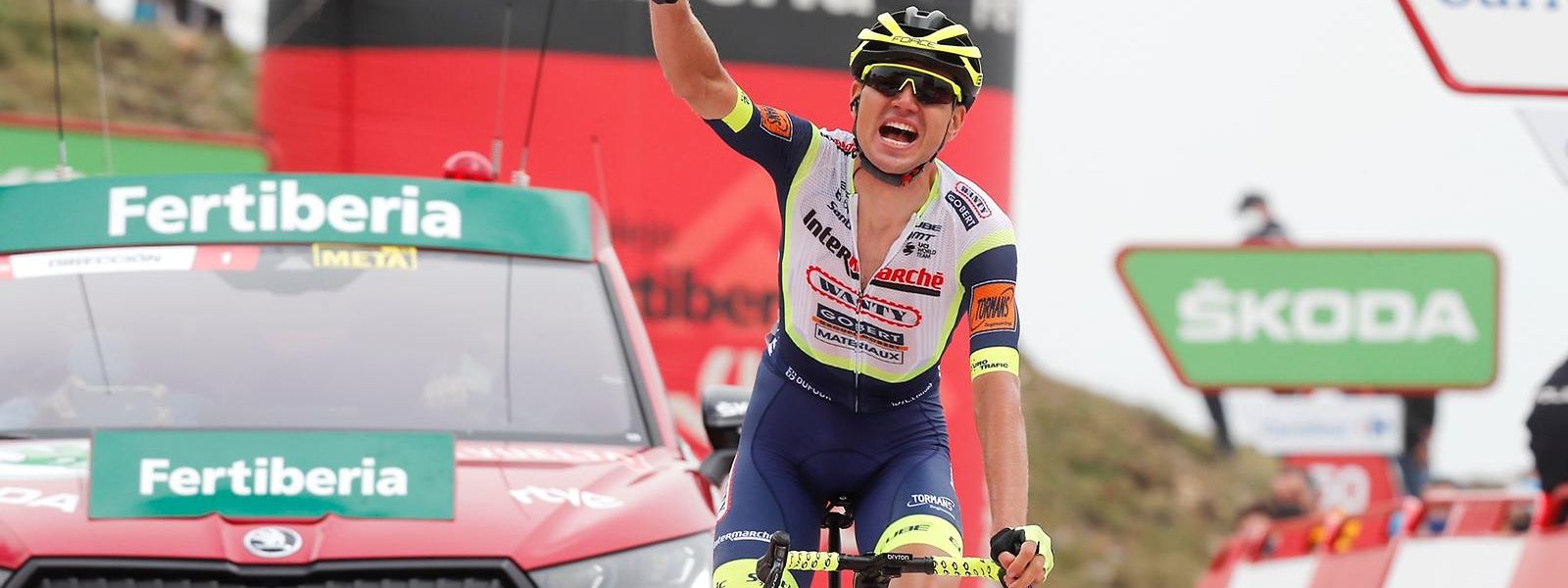 Rein Taaramäe feiert seinen zweiten Vuelta-Etappensieg.