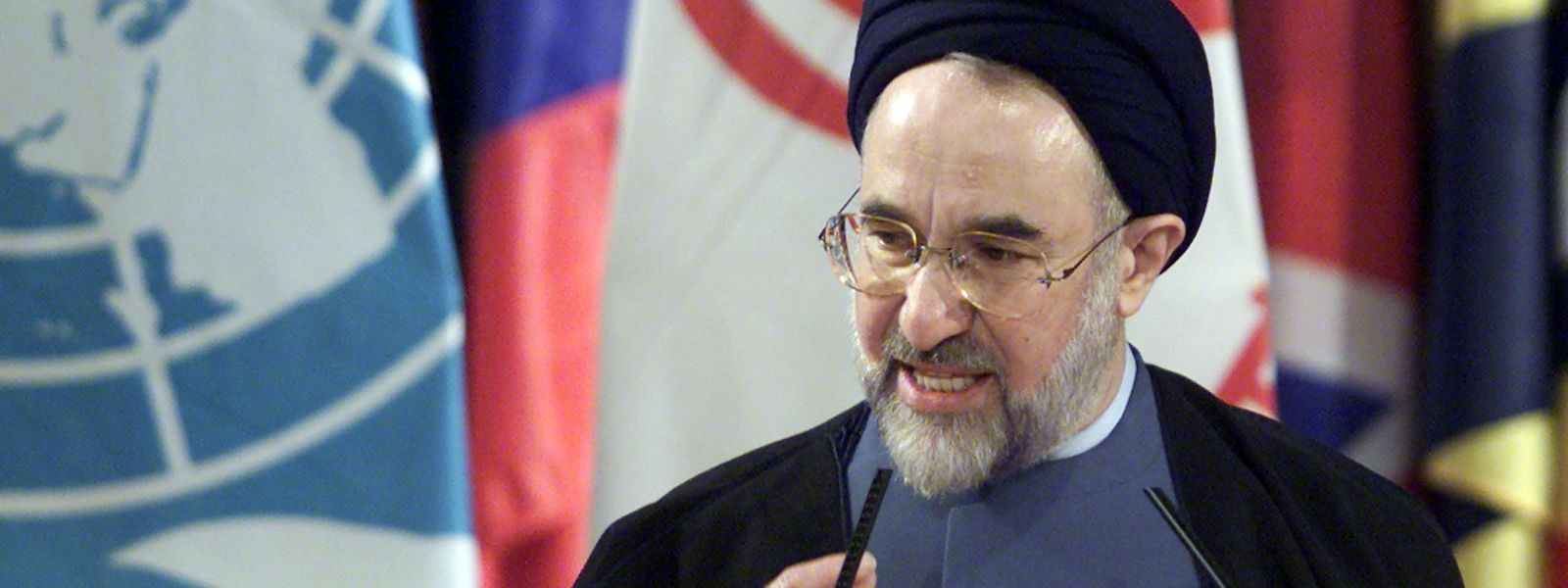 Zur Zeit der Terroranschläge 2001 war der Reformer Mohammed Khatami Präsident des Iran. Trotz einer zwischenzeitlichen Annäherung zu den USA kam sein Land auf Bushs Liste der sogenannten "Achse des Bösen".