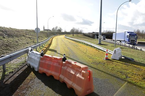 Lokales, Autobahnauffahrt auf die A13 in Frisange,   Foto: Chris Karaba/Luxemburger Wort