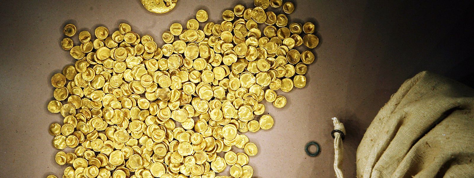 Der größte keltische Goldfund des 20. Jahrhunderts wurde 1999 bei Manching gefunden. Nun wurde der Goldschatz von Einbrechern gestohlen. 