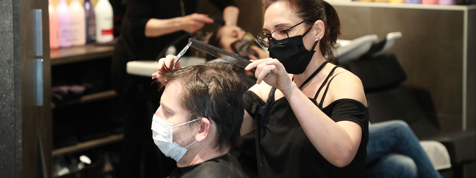 Les coiffeurs peuvent encore rester ouverts en Moselle et Meurthe-et-Moselle