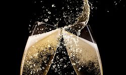 Verres de champagne - Shutterstock