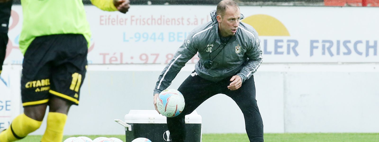 Jérôme Challe assure la préparation physique des joueurs dudelangeois mais aussi l'échauffement. Et rien n'est laissé au hasard.