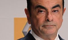 (FILES) This file photo taken on September 30, 2014 shows French Renault car maker CEO Carlos Ghosn giving a press conference during the inauguration of a new production plant in Sandouville. - Renault boss Carlos Ghosn has handed in his resignation, France's economy minister said on January 24, 2019 ahead of a board meeting at which the French car maker is to appoint his successor. (Photo by CHARLY TRIBALLEAU / AFP)