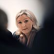 Marine Le Pen will gegen Martin Schulz Anzeige erstatten.