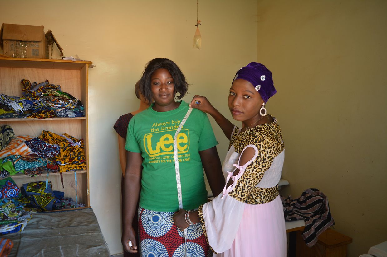 Roukietu SAYORE, formée et installée en couture