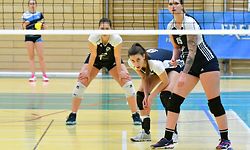 Félicia Menara (14) , Nadja Schaus (9) et Jennifer Petiteville (15), CS GYM Volley / Foto: Stéphane Guillaume