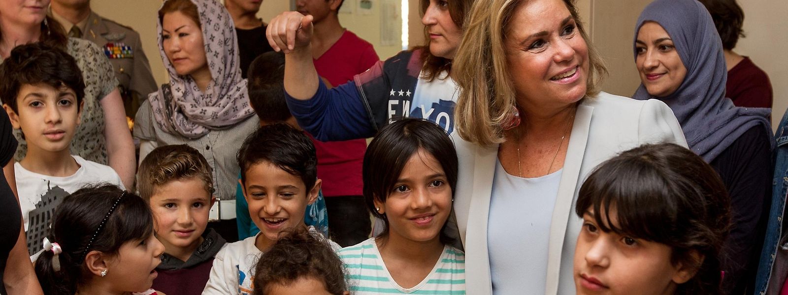 Beim Treffen erkundigt sich die Großherzogin nach dem Wohl der Kinder.