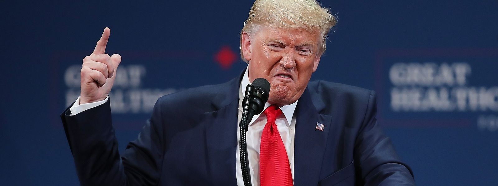 Donald Trump feuert eine Breitseite nach der nächsten ab.