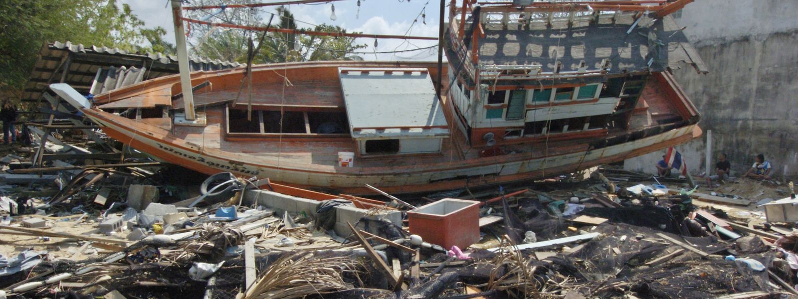 Traeume von tsunamis und ueberschwemmungen