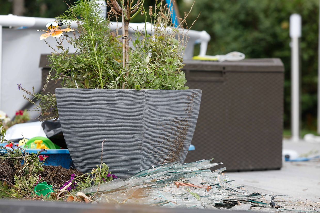 Lokales, online, Bascharage,  ,Tornado, Sturm, 2. Tag, Helfer, Aufräumarbeiten,   Foto: Anouk Antony/Luxemburger Wort