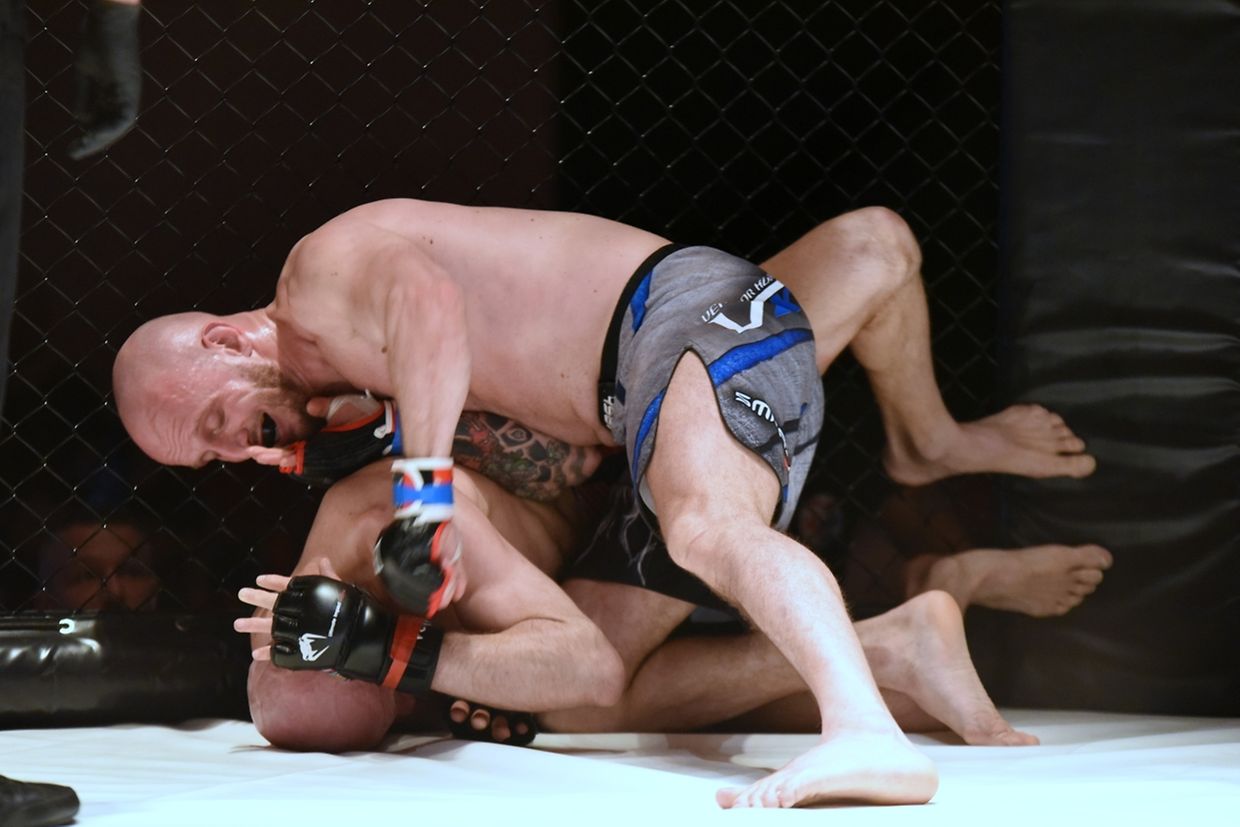 Davor Oliveiri contre Sébastien Robinet.