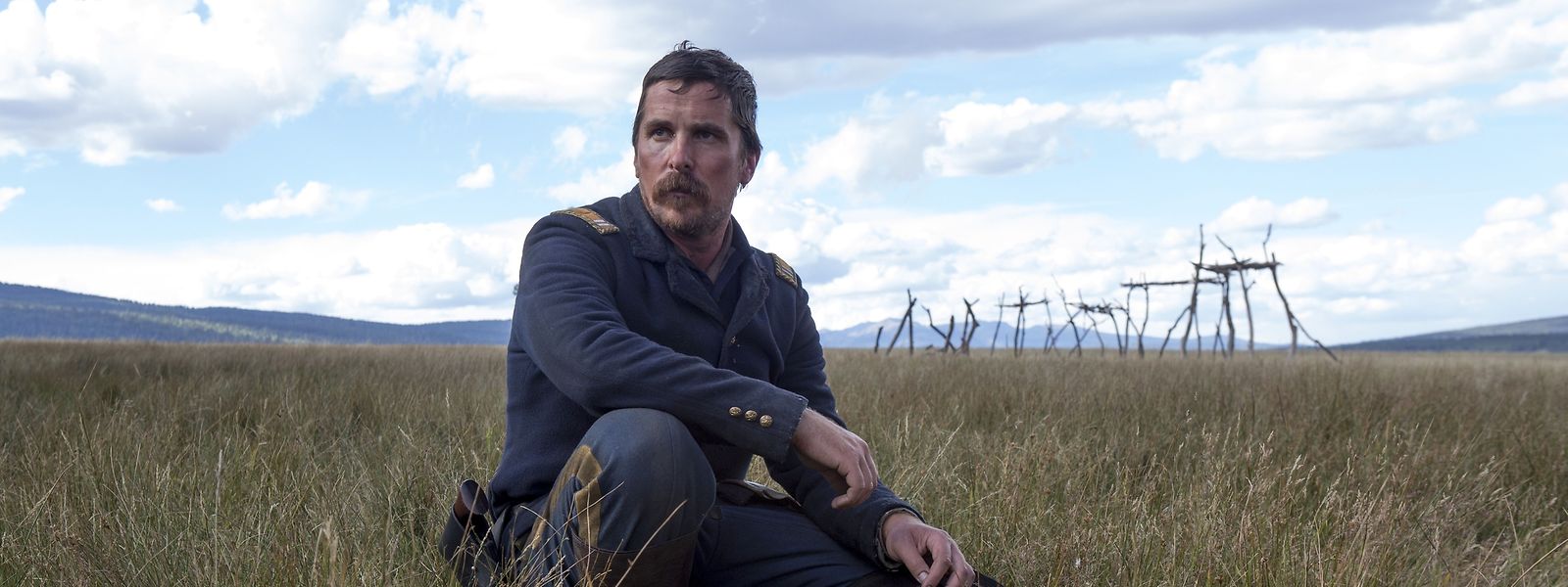 Quanto mais penso nisto mais me apetece matar o índio... 