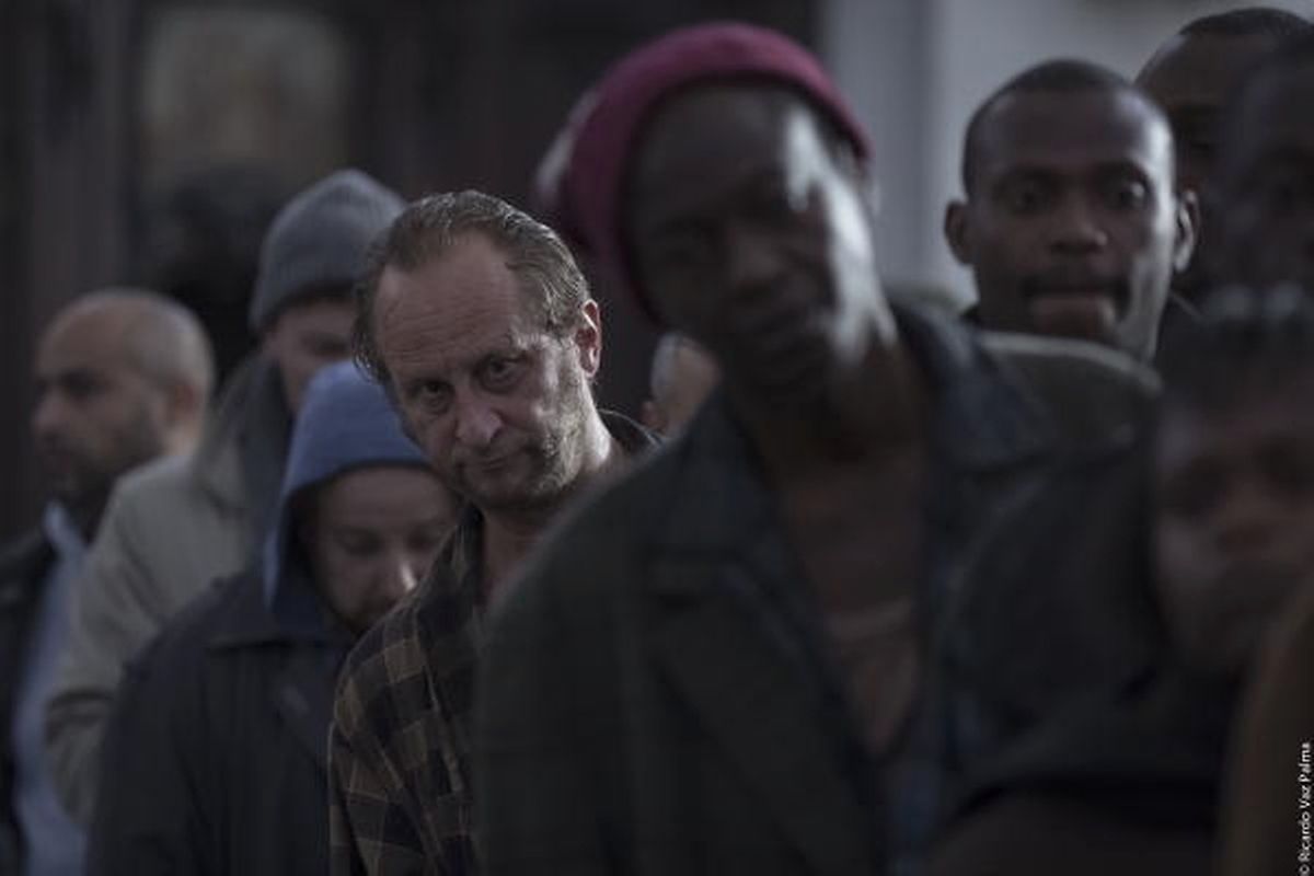 Benoît Poelvoorde interprète Dieu, le père de Ea.