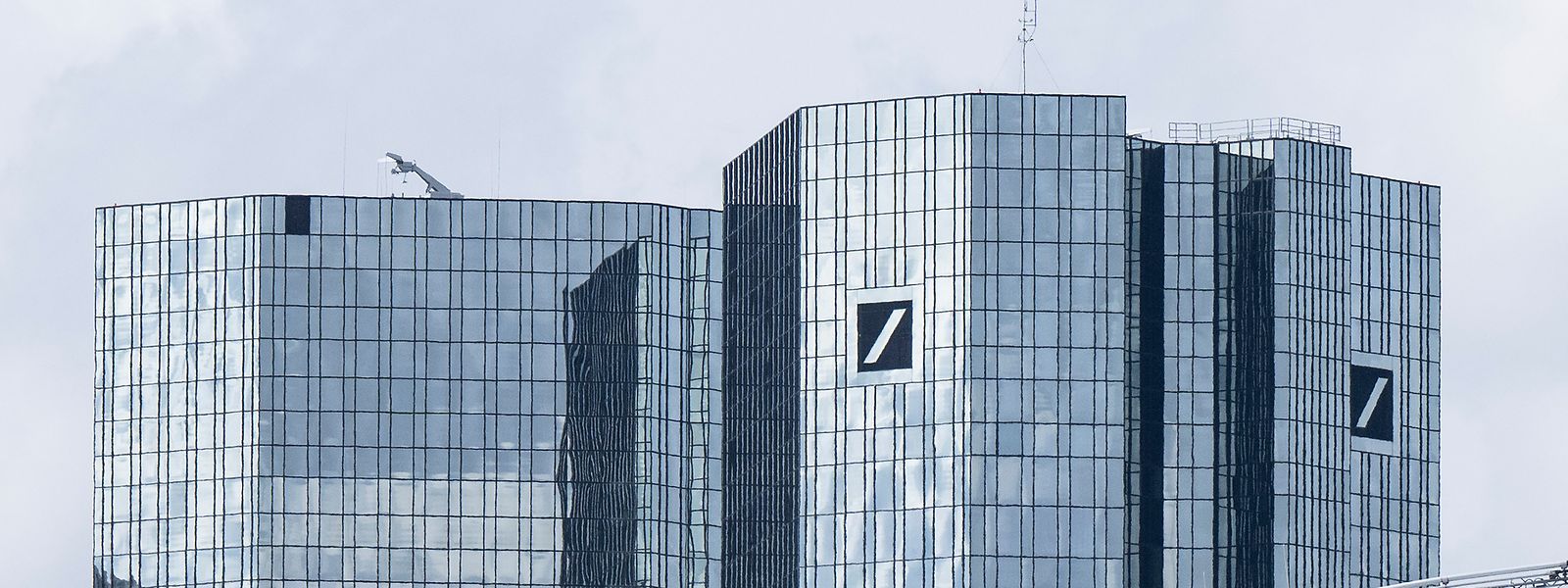 Institute wie die Deutsche Bank erlebten am Freitag einen turbulenten Handel. 