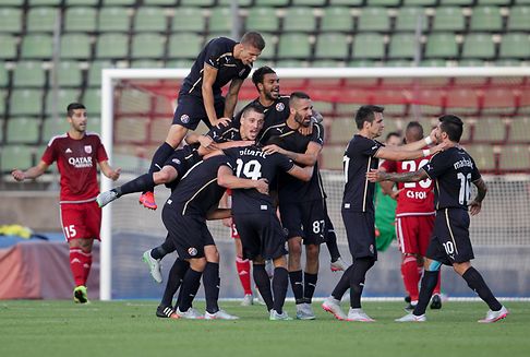 Champions-League-Qualifikation im Fußball : Pjaca zerstört Folas Traum