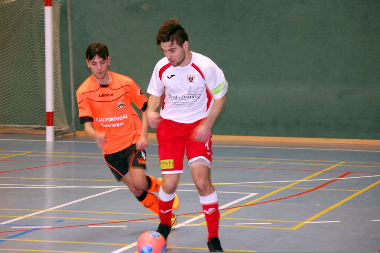 Dylan Varela (US Feulen) et Carlos Fonseca (Amicale Clervaux)