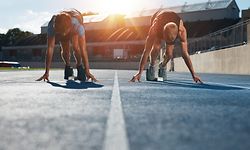 Leichtathletik, Startblock, Illustration, Laeufer, Laufbahn