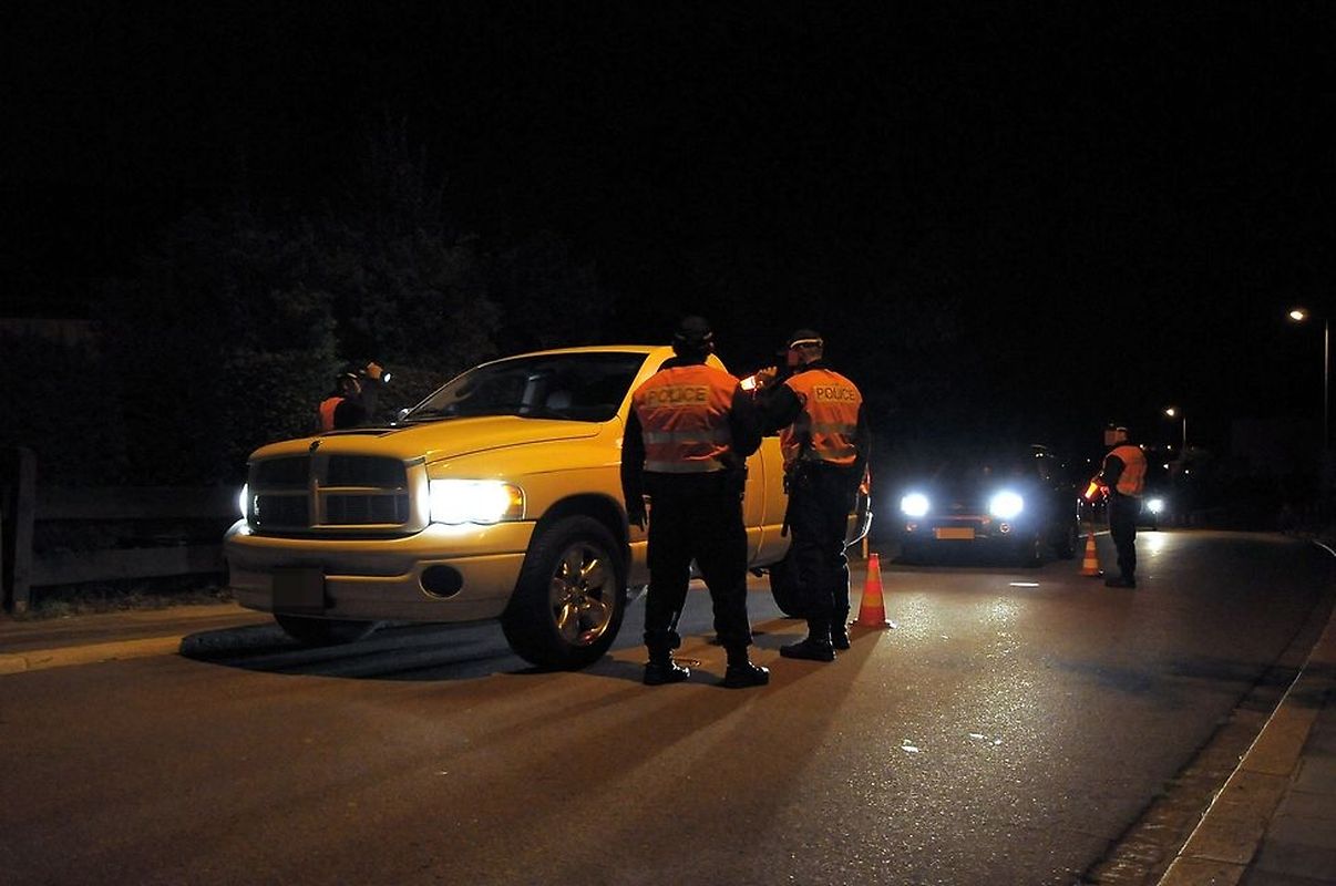 Weiträumig abgesperrt: Polizeikontrollen bei einem "Hells Angels"-Treffen im September 2010 in Contern.