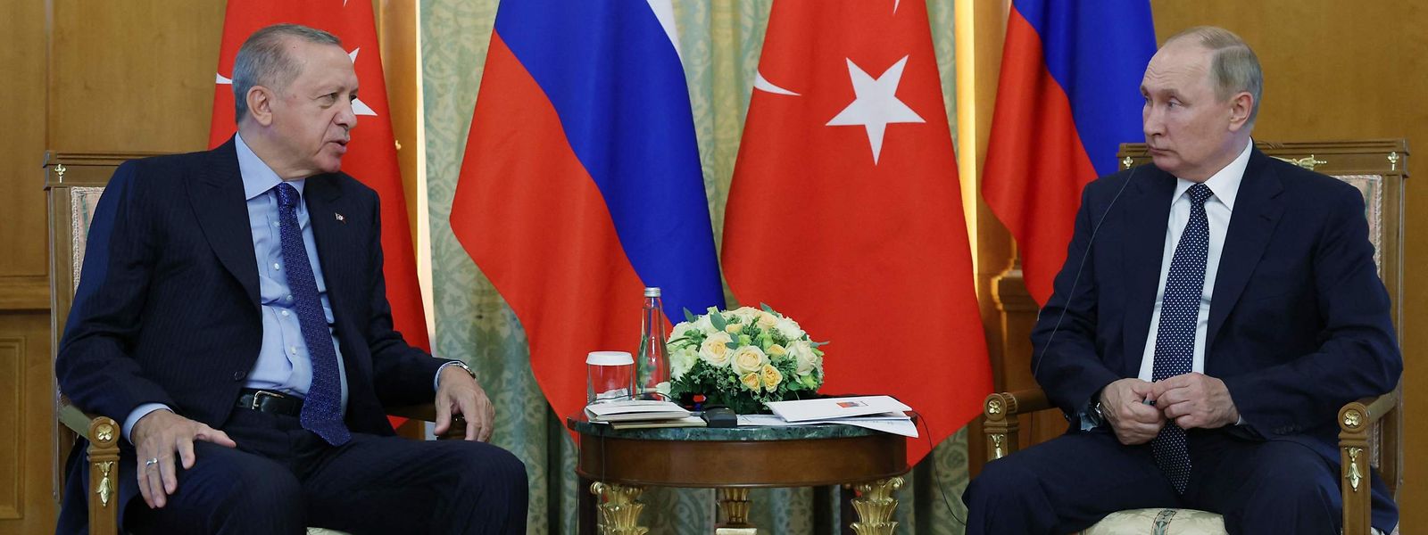 Treffen in Sotschi: Erdogan und Putin wollen engere Beziehungen.